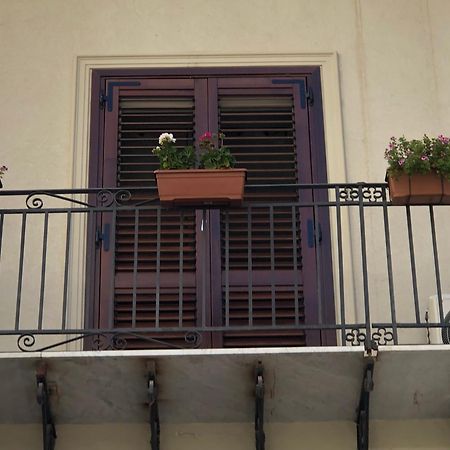 Reginella B&B Palermo Eksteriør bilde